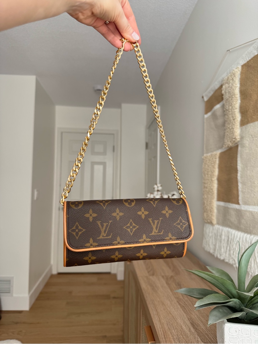✅AUTH✅LOUIS VUITTON TWIN PM SHOULDER BAG - Picture 16 of 17